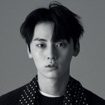 [황민현] 보잘 것 없지만.. 민현님에게 감히 <b>제복</b>을 ..