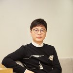 [EXO] 갓과 함께 <b>감독님</b> 기사 읽는데 사진이 ㅋㅋㅋㅋ