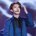 [EXO] 야뭐냐 찬열이 <b>이런</b> 머리한<b>적도</b> 있엇냐?