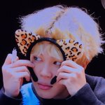 [방탄소년단] 주로 <b>머리띠</b>를 주면 쓰지않고