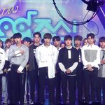 와 강다니엘 어깨 매번 <b>놀라움</b>ㅋㅋㅋ