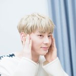 [황민현] 옆))사진 <b>배달</b>이요☺☝️+믾나잇❤