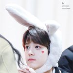 요즘 부쩍 얼굴 <b>열일</b>하는 남아이돌