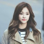 [댓글부탁해] 둘중 <b>한명의</b> 얼굴이 될 수 있다면?