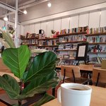 고요한 아침의 <b>잡소리</b>