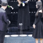 아이유 상 받을때 <b>습관</b> jpgif