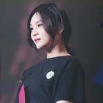 [댓글부탁해] 너네 얼굴에 베이스 뭐 발라?