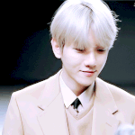 [백현] 백현이 입꼬리 <b>샤라</b>락 올라가면서