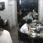 [방탈죄송] 식당에 아이 버리고 달아난 <b>년놈</b>들.