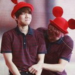 [EXO] 내일 슈ㅍㅓ주ㄴㅣ어분들 나올때도 함성조카<b>질러</b>라