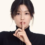 여전히 비주얼 깡패인 전지현 최근 짤