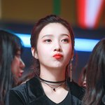 <b>이</b> 사진 <b>눈</b>화장 자세히 알려주실 분 있나요 ? (조이<b>눈</b>화장)