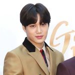 [EXO] 김종인 옷 금으로 <b>제작</b>했냐?