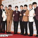 [EXO] 애들 귀여워서 좀 웃을라카면 기침 나오고 <b>난리</b>