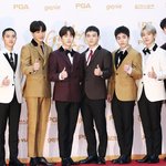 [EXO] 근데 애들의상 ㅈㄴ심신편하게 <b>대칭</b>조합이다