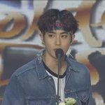 [EXO] <b>미모</b> ㄹㅇ 미친거 아니냐 헤어밴드오져