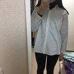 요즘에 셔츠 안 <b>목티</b> 입어두 되겟지?
