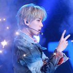 [EXO] 백현이 진짜 너무 잘생겨서 미치겠음
