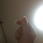 나 손가락짧아서 <b>손하트</b> 안이쁨