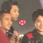 [EXO] 조카 세상이 환해<b>지네</b>