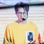 [EXO] 힘들땐 인간비타민 김민석을 보자