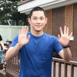 똑같은 <b>삭발</b> 누가 더 잘생겼음?