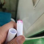 [댓글부탁해] ㅅㅂ 어제산 립크레용 부러짐