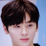 [<b>모드</b>드루와] 어제자 외모 리즈찍은 황민현