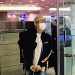 [백현] 백현이 출국 <b>플뷰</b> 5