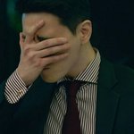 얘들아 이게 정떨어질만큼 <b>한심</b>한 일이야?