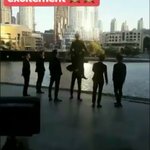 [EXO] 백현이 비행기태워주는 <b>세훈</b>이봐라