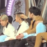 [EXO] 경수 <b>밤톨</b>이 쓰다듬는 종대