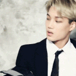 [EXO] 김종인 <b>정장</b>입고춤추는짤