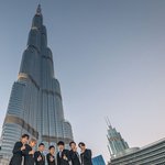 [EXO] 뒤에건물이<b>필요이상</b>으로 멋있어서 합성같앜ㅋㅋㅋㅋㅋ