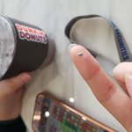 [개깊은빡침] 던*<b>도넛</b> 음료에서 쇳조각 나옴...