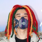 오늘 산이 <b>미세</b>먼지 패션 실화?....