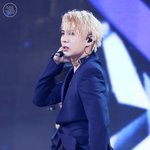 [댓글부탁해] 누가 <b>레오</b> 보고 사람을 유혹하다 못해 잡아먹을 것...