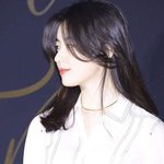 [댓글부탁해] 너네 하루만 이얼굴로 살고싶다하는 연예인 있어?