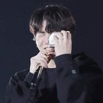 [방탄소년단] 내<b>예상</b> 이제 곧 달방에서 초콜릿 만들기 한다
