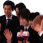 [시우민] 시우민 <b>입술</b> 왜그래??
