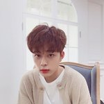 [댓글부탁해] 대학생도 아닌데 <b>과잠</b>입고있는애 보면 어떰ㅠㅠ