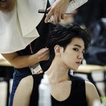 [EXO] 이사진 <b>분명</b> 백현이 멋있는데 흰가운?