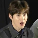 [EXO] 여기사진에 히익 적어서 짤 만들어<b>줄</b><b>사람</b>...