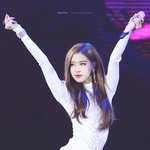 블핑 로제 하얀 원피스 몸매 지렷다!!!!!!!!!!