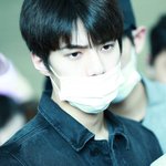 확실히 길거리캐스팅들이 잘생김,,