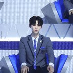 [황민현] 저 밑에 떠도는잡덕 본인인데