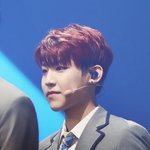 [박우진] 오랜만에 빨간머리+교복 고화질 올라와땸ㅠㅠ