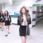 [댓글부탁해] 무뼈<b>닭발</b> 먹어본 친구있니..?