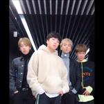 [위너] 우리 이번엔 6시겠지?