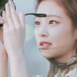 제니 보다가 헉했던 장면 <b>gif</b>